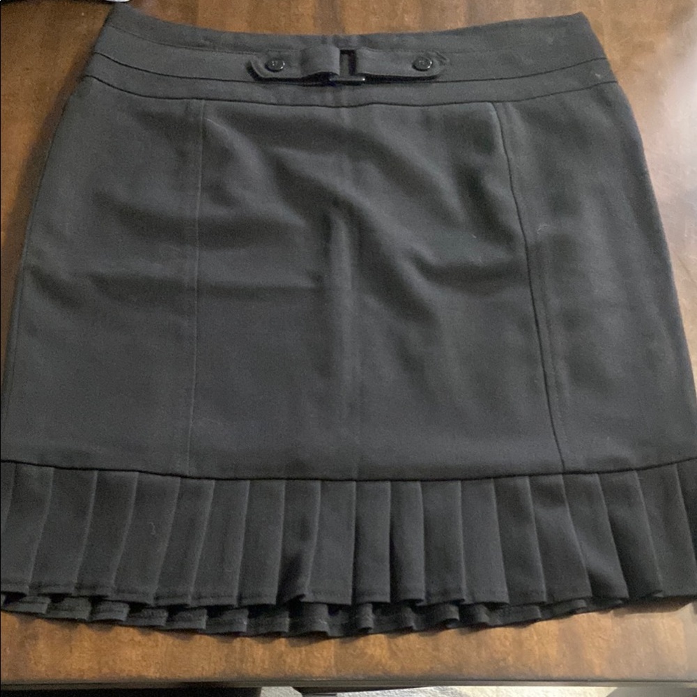 Suzy Shier Gray Mini Pencil Skirt with Pleats